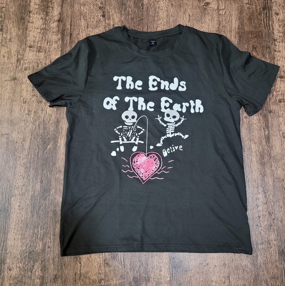 Romwe The Ends of the Earth Men's Short Sleeve Tee